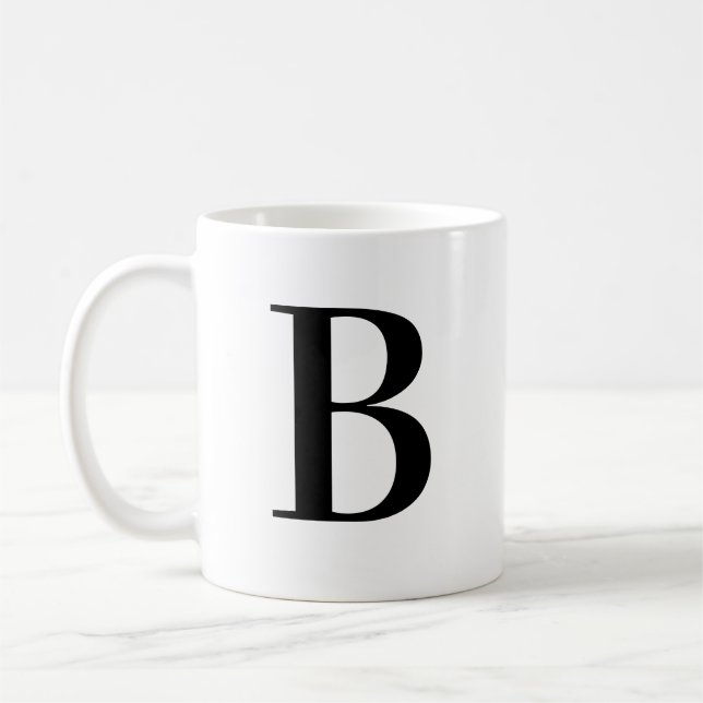 Personalisierter schwarzer Monogramm-Buchstabe B Kaffeetasse (Links)
