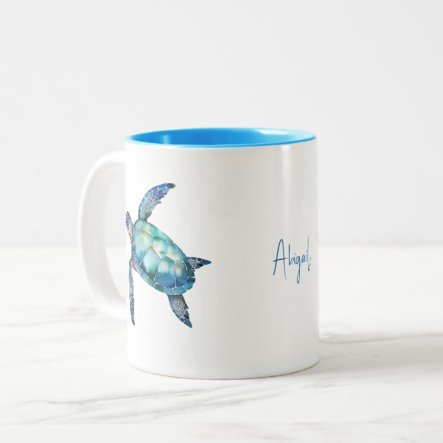 Personalisierter Script Name Turquoise Sea Turtle Zweifarbige Tasse (Vorderseite Links)