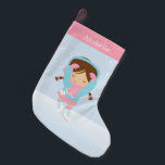 Personalisierter Skater mit niedlicher Kleiner Abb Weihnachtsstrumpf<br><div class="desc">Benutzerdefiniertes Design mit einem niedlichen Kindereis-Skaten-Thema,  das mit dem Monogramm,  dem Initial,  dem Namen oder einem beliebigen Text Ihrer Wahl personalisiert werden kann.</div>
