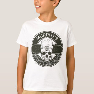 Personalisierter Skater NAME Totenkopf Skateboardi T-Shirt
