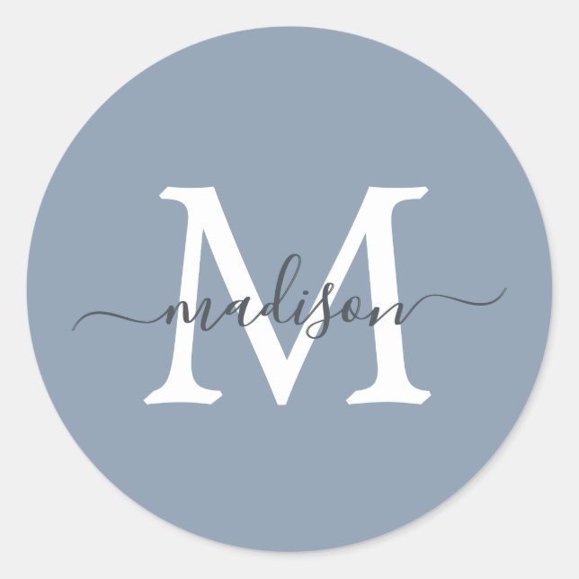 Personalisierter Skriptname-Monogramm Staubblau Runder Aufkleber (Vorderseite)