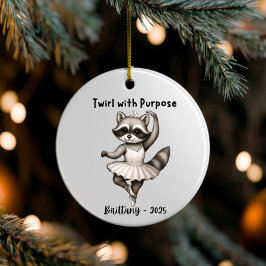 Personalisierter Tanz Raccoon Ornament, Ballettges Keramik Ornament
