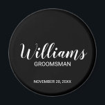 Personalisierter Trauzeuge für Schwarz-Modernes Sk Magnet<br><div class="desc">Personalisierte Trauzeuge Geschenke mit dem Namen des personalisierten Trauzeugen im modernen,  weißen Script-Schriftart Stil mit Titel und Hochzeitsdatum in modernen Sans Serif Schriftart Stil auf schwarzem Hintergrund. Auch perfekt für Trauzeuge,  Brautvater,  Brautjungfrau,  Trauzeugin,  Brautmutter und mehr.</div>