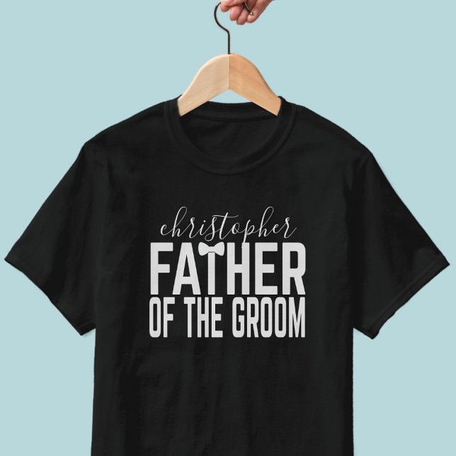Personalisierter Vater des Groom-Hochzeitssängers  T-Shirt (Add a name to this Father of the Groom t-shirt & check out the Wedding Shirts collection for more)