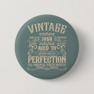 Personalisierter Vintager 65. Geburtstag Whiskey T Button