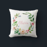 Personalisierter Wasserfarbenkranz Kissen<br><div class="desc">Das personalisierte Kissen ist mit einem Watercolor-Kranz in Rosa verziert. Personalisiertes Geschenk in grün,  rosa,  pfirsichfarben und blau inspiriert Farbschema. Mit Platz für einen Namen.</div>