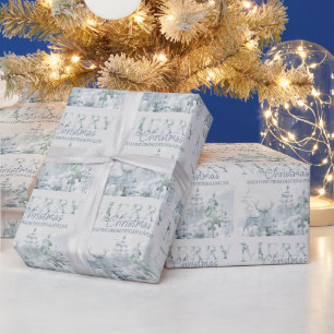 Personalisierter Weihnachtswald mit Hirsch in Schn Geschenkpapier