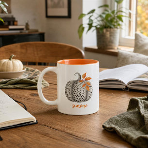 Personalisierter weißer Kürbis   Elegantes Herbst  Zweifarbige Tasse
