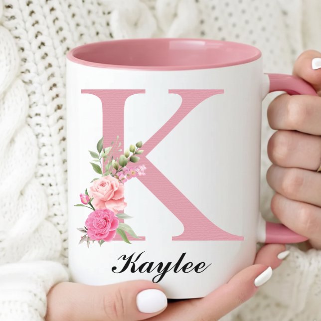 Personalisierter Wildblumen-Abschlussbecher als Ge Tasse (Floral Monogram Mug New Mom Gift for Her, Personalized Pink Floral Mug Bridesmaid Proposal Gift)