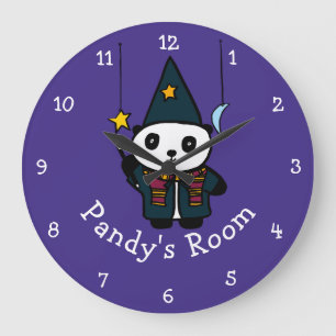 Personalisierter Zauberer Pandy der Panda Große Wanduhr