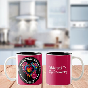 Personalisiertes 12-Stufen-Meilenstein-Herz Zweifarbige Tasse