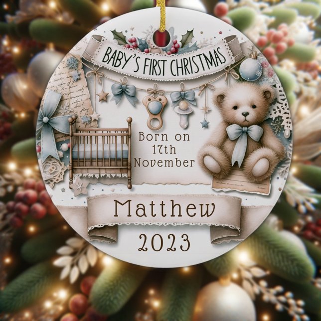 Personalisiertes Baby's First Christmas, CotagesCo Ornament (Von Creator hochgeladen)