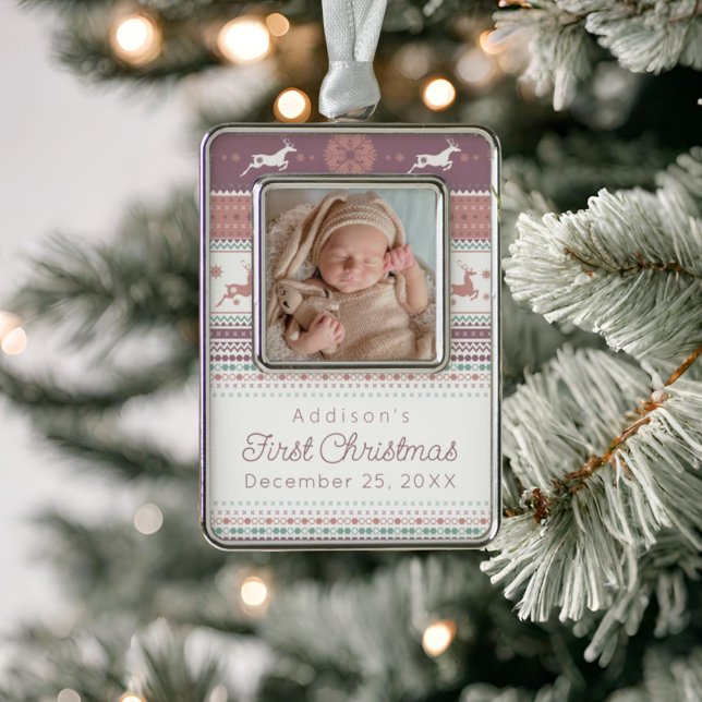 Personalisiertes Baby's First Christmas Pink Renti Rahmen-Ornament Silber (Von Creator hochgeladen)