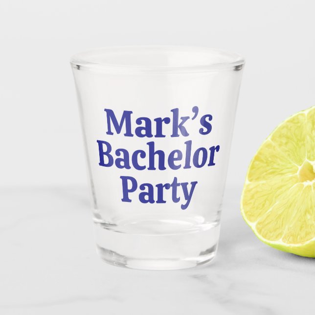 Personalisiertes Bachelor-Geschenkglas Schnapsglas (Vorderseite)