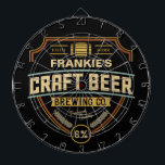 Personalisiertes Bieretikett Brauunternehmen Bar Dartscheibe<br><div class="desc">Das personalisierte Design der Bierbrauerei Bar Label Brewing Company mit traditionellem Stil-Label-Look. Passen Sie Ihren Namen oder Ihren benutzerdefinierten Text an!</div>