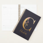 Personalisiertes Blauer Eleganter Blütenmonogramm  Planer<br><div class="desc">Personalisierter Gold Blue Elegant Floral Monogram C Planner *Für dieses Design hat jeder Buchstabe eine eigene Liste, aber Sie können Ihren Namen anpassen, indem Sie auf "Personalisieren Sie diese Vorlage" klicken. Ich arbeite daran, weitere Buchstaben hinzuzufügen; wenn Ihre noch nicht aufgelistet ist, bitte schreiben Sie mir und ich kann sie...</div>