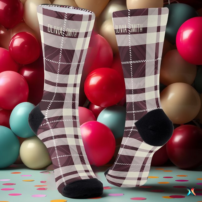 Personalisiertes Burgund & Cream Tartan Kariert Socken (Von Creator hochgeladen)