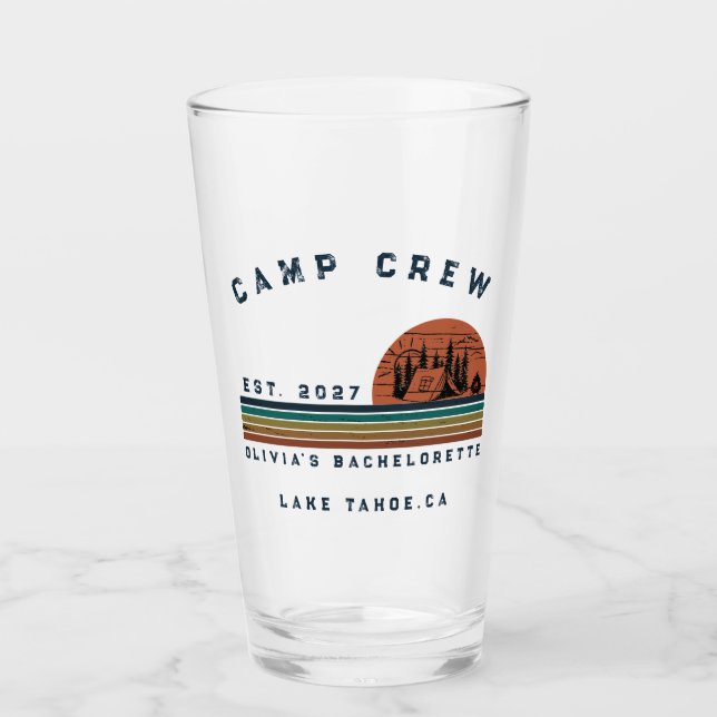Personalisiertes Camping-Wochenende-Junggesellinne Glas (Vorderseite)