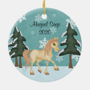 Personalisiertes Cremepferd ~ Winterwald Weihnacht Keramikornament
