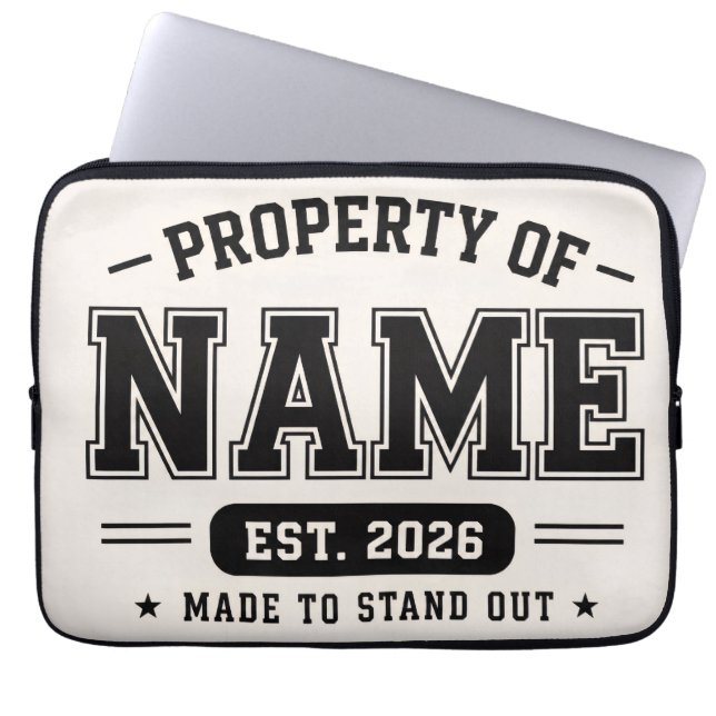 Personalisiertes Eigentum von Name – Varsity-Stil Laptopschutzhülle (Vorderseite)