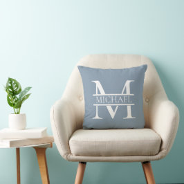Personalisiertes elegantes Dusty Blue Monogram und Kissen
