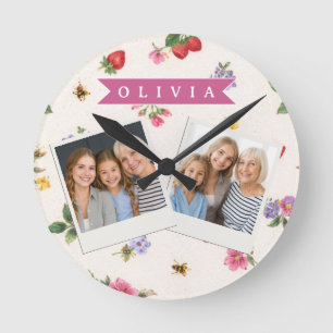 Personalisiertes Erdbeer-Garten-Bienen-Cottagecore Runde Wanduhr