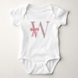 Personalisiertes erstes Baby Girl "W" Baby Strampler
