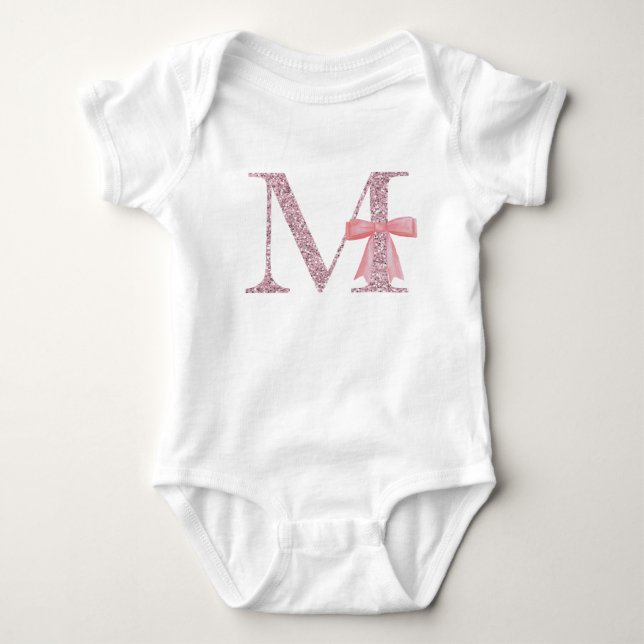 Personalisiertes erstes Baby Mädchen "M" Strampler (Vorderseite)