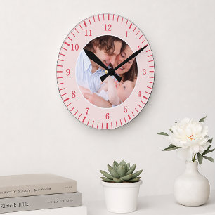Personalisiertes Familienfoto Rosa & Rot Klassisch Runde Wanduhr