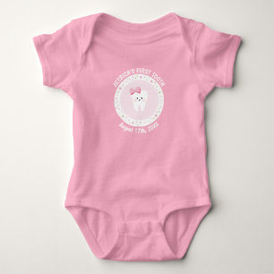 Personalisiertes First Tooth Baby Meilensteine Out Strampler
