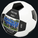 Personalisiertes Football Coach Team Foto Vielen D Fußball<br><div class="desc">Personalisierter Fußball-Trainer danke Ihnen Geschenke. Beinhaltet auch Coach's Name und Team Foto mit Datum und Teamname! Das perfekte Geschenk für Ihren Fußballtrainer!</div>
