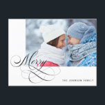 Personalisiertes Foto Calligraphy Script Merry Feiertagspostkarte<br><div class="desc">Das Design ist in Kalligraphie-Skripten enthalten. Personalisieren Sie diese Karte,  indem Sie Ihr Foto und Ihre Details hinzufügen.</div>
