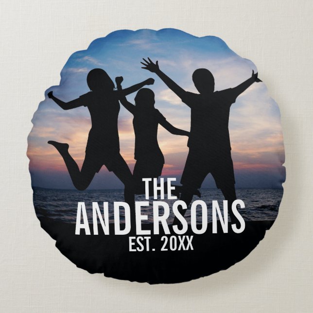 Personalisiertes Foto mit Familienname Rundes Kissen (Vorderseite)