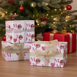Personalisiertes Foto Rosa Blumenschrift Mama Herz Geschenkpapier