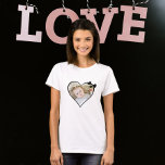 Personalisiertes Foto T-Shirt<br><div class="desc">Custom Personalisiert One Of A Kind Foto Heart Shirts von Ricaso - Liebe Herzherz Foto Template Design .. einfach fügen Sie Ihr eigenes Foto zu diesem großen maßgeschneiderten T - Shirt .. einfach zu personalisieren .. anpassbare Fotovorlagen T-Shirts für sie und sie riesige Auswahl zu wählen - wenn Ihr Foto...</div>