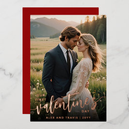 Personalisiertes Foto Unser erster Valentinstag Folien Feiertagskarte