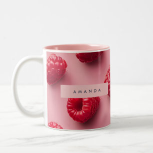 Personalisiertes frisches Himbeermuster auf Rosa Zweifarbige Tasse
