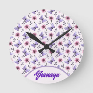 Personalisiertes Frühlings-Schmetterling-Blumenges Runde Wanduhr