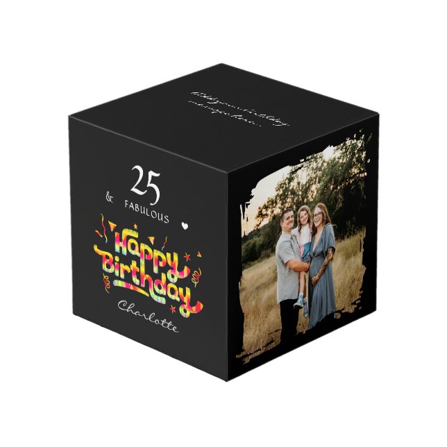 Personalisiertes Geburtstagsgeschenk mit benutzerd Würfel (Vorderseite Schrägansicht)
