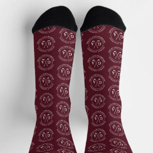 Personalisiertes Golf-Monogramm-Muster Burgunderro Socken