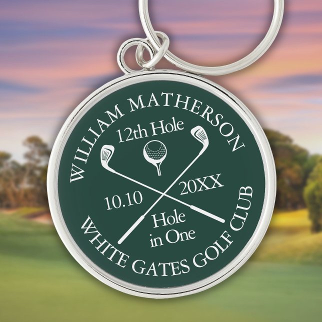 Personalisiertes Golfloch in einem Smaragdgrünen L Schlüsselanhänger (Personalized Golf Hole in One Emerald Green Keychain)