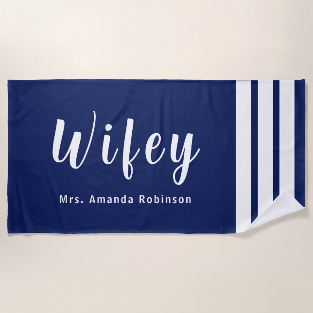 Personalisiertes großes Wifey Beach Handtuch (Vorderseite)