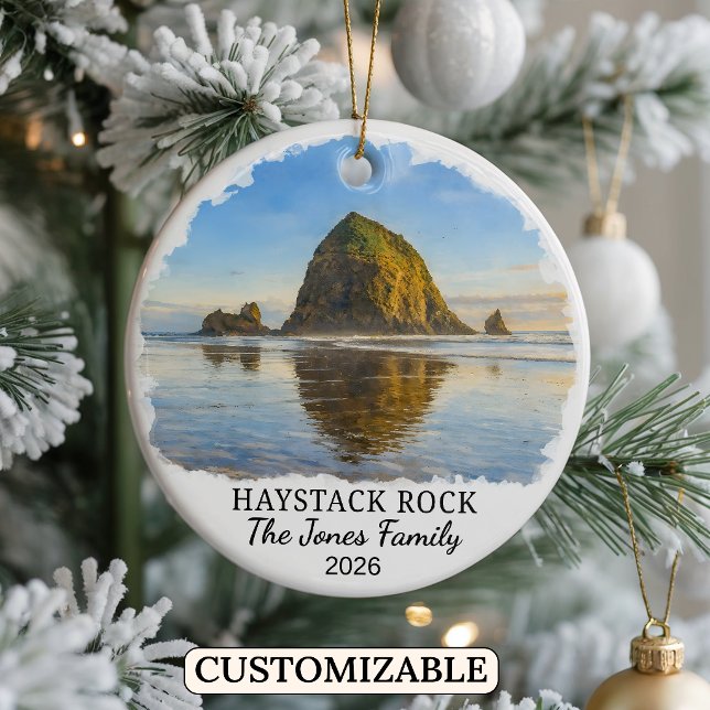 Personalisiertes Haystack Rock-Ornament, Benutzerd Keramik Ornament (Von Creator hochgeladen)