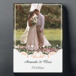 Personalisiertes Hochzeitsfest Foto rett Name und  Fotoplatte<br><div class="desc">Auf der Suche nach einer einzigartigen Geschenkidee machen diese personalisierten Autofrischer/Weihnachtsschmuck ein phantastisches Geschenk. Personalisiert mit deinen Fotos. Diese langlebigen Filzprodukte sind beidseitig bedruckbar. Das perfekte Geschenk für jeden Anlass, Muttertag, Vatertag, Geburtstag, Lehrer, Hochzeitsgeschenk oder jede Gelegenheit. *** wenn Sie ein Designproblem haben oder Hilfe benötigen, können Sie mich um...</div>