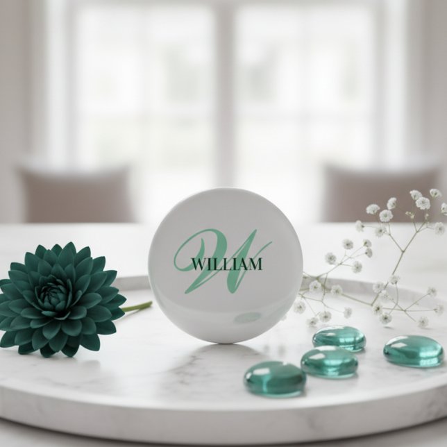 Personalisiertes individuelles Monogramm-Geschenk Button (Von Creator hochgeladen)