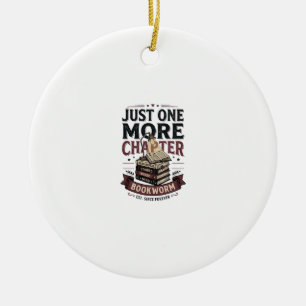 Personalisiertes Just One More Chapter Est 1985 Bu Keramik Ornament
