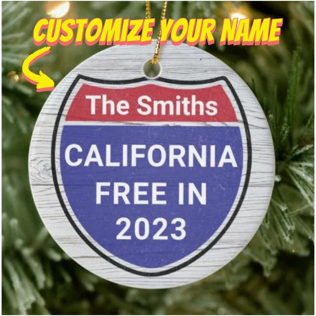 Personalisiertes Kalifornien kostenlos im Jahr 202 Keramik Ornament (customize your ornament)