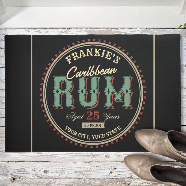 Personalisiertes karibisches Rum-Liquor-Flaschenet Fußmatte (Von Creator hochgeladen)