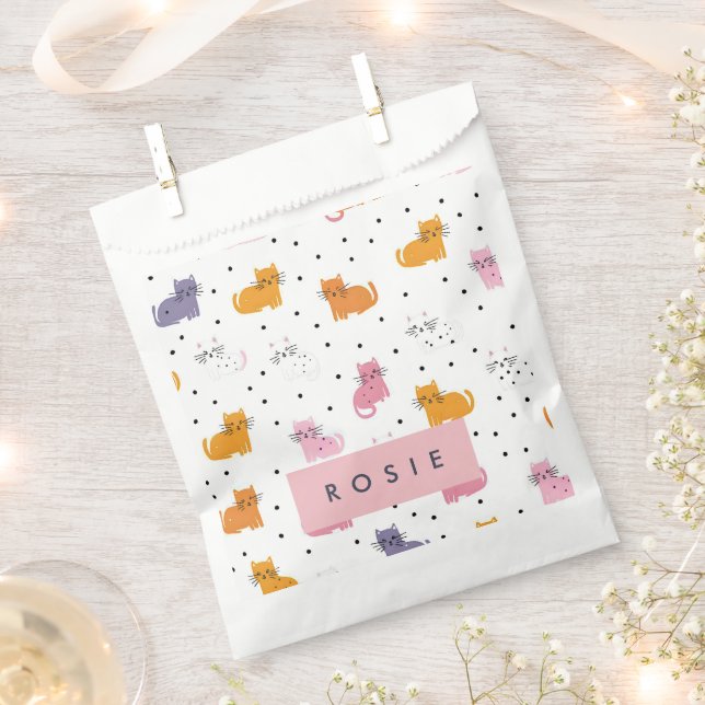 Personalisiertes Katzenmuster mit Polka-Punkten Geschenktütchen (Ausgeschnitten)