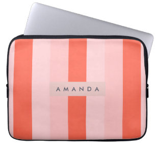 Personalisiertes Korallen- und Rosa Vertikalstreif Laptopschutzhülle